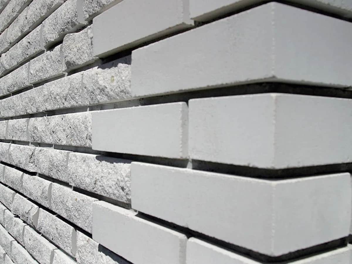 Czym pomalować cegłę, aby uniknąć błędów i uzyskać idealny efekt