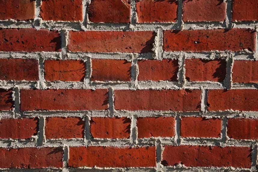 Jak zrobić fugę do cegły - krok po kroku, uniknij najczęstszych błędów