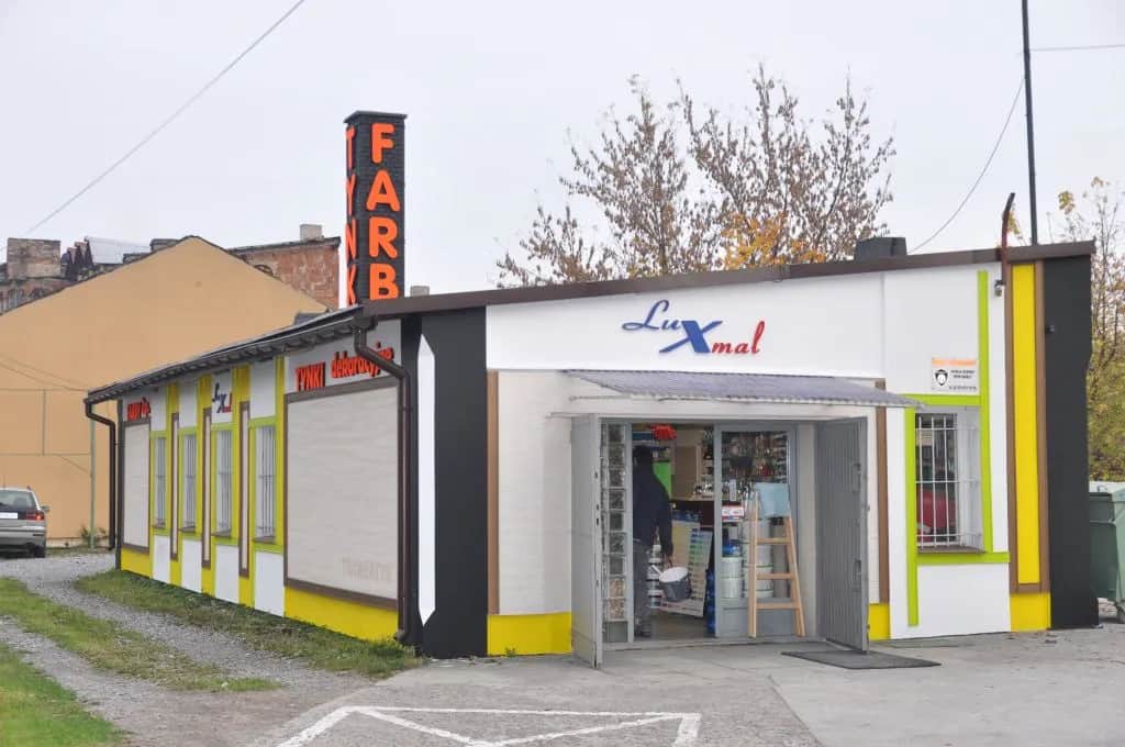 Jak zrobić imitację cegły - proste metody i porady na każdą kieszeń